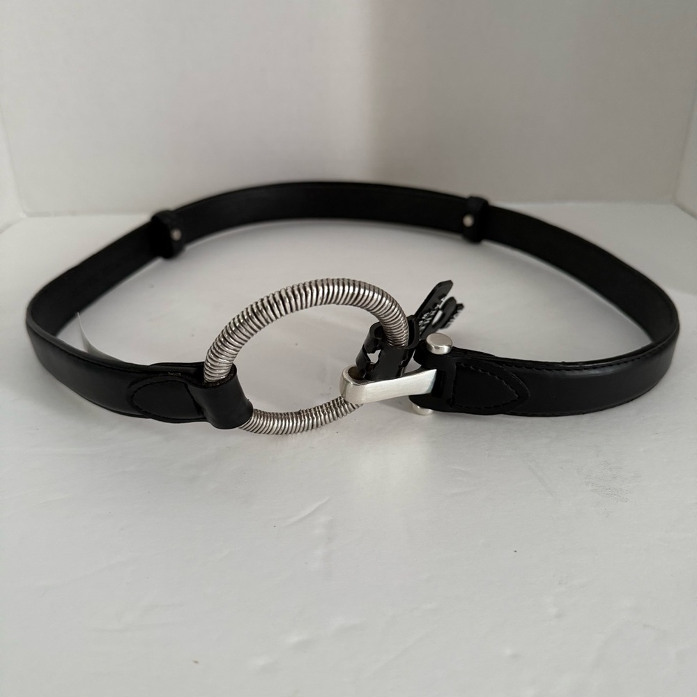 Van Heusen Black Belt with Silver Ring Detail Women’s Size M/L